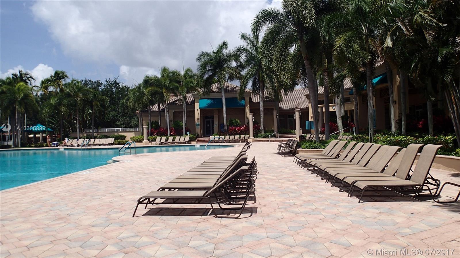 Clubside - Residential