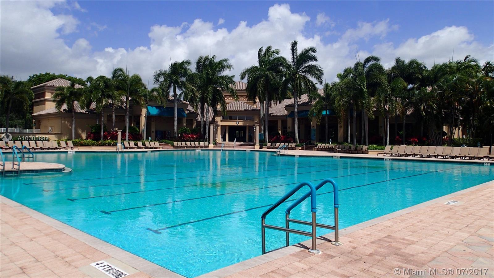 Clubside - Residential