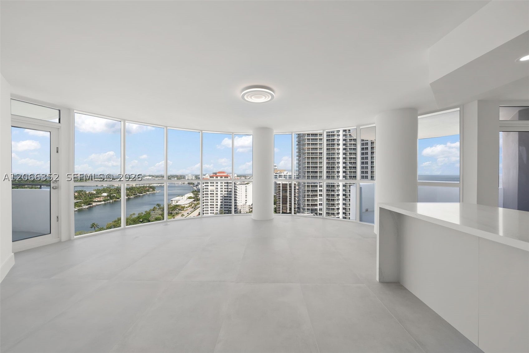 6301 Collins Ave 2307