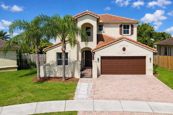 2007 NE 6TH CT, HOMESTEAD, FL 33033 - Image 4ace7dbacd9892c816ca9de8947d2c35/3142907849