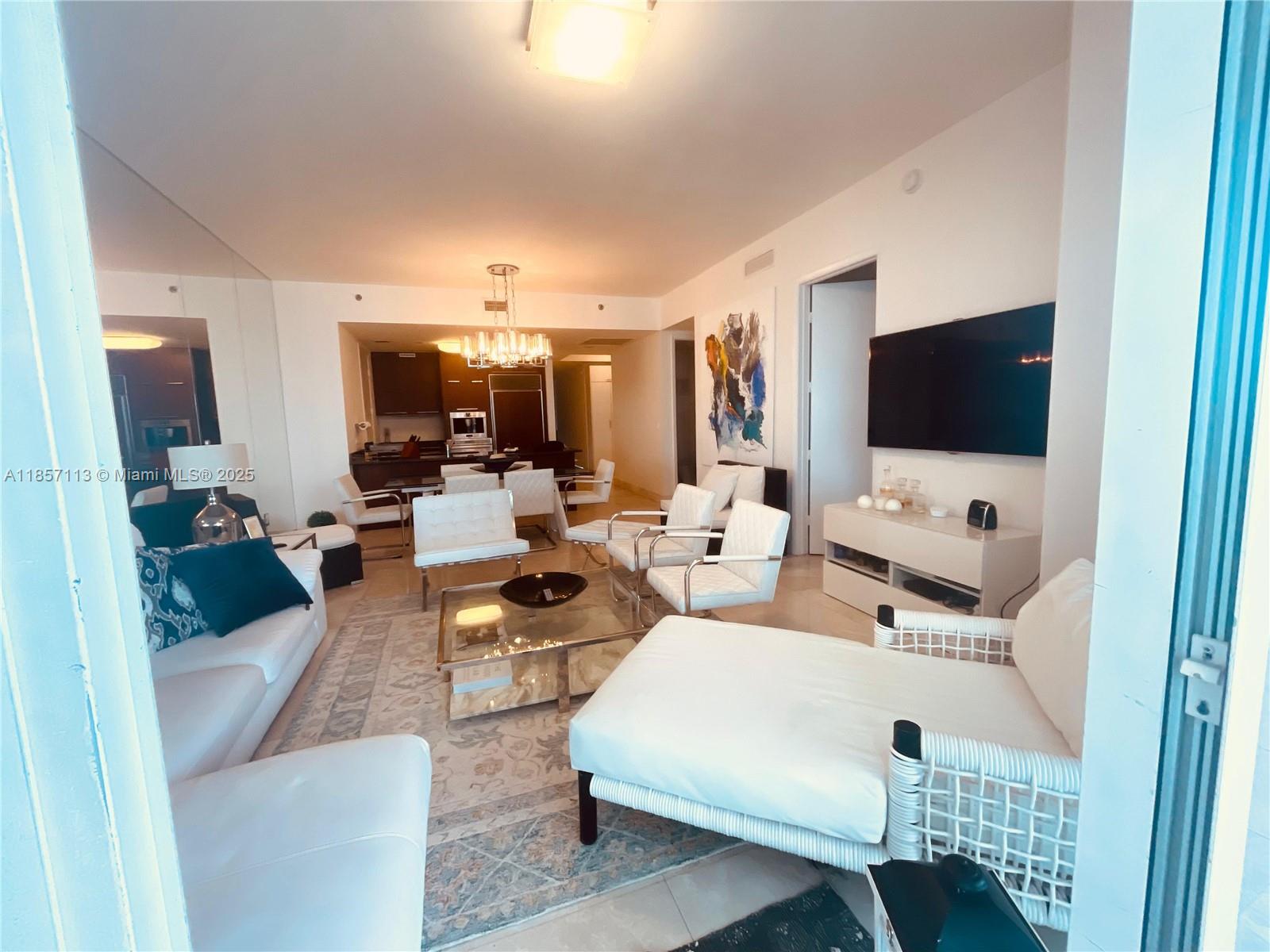 TDR TOWER I CONDO - Residential Lease
