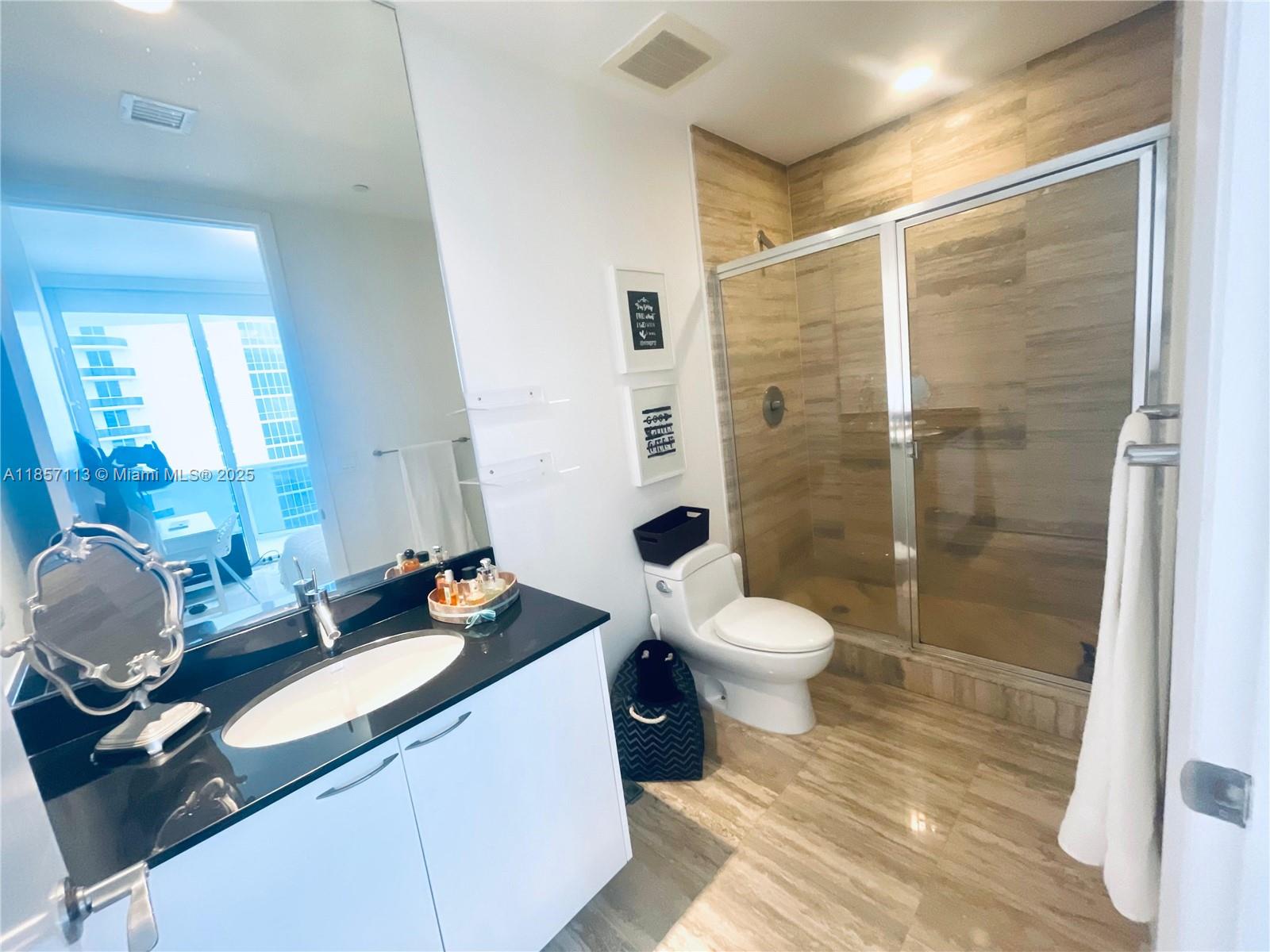 TDR TOWER I CONDO - Residential Lease