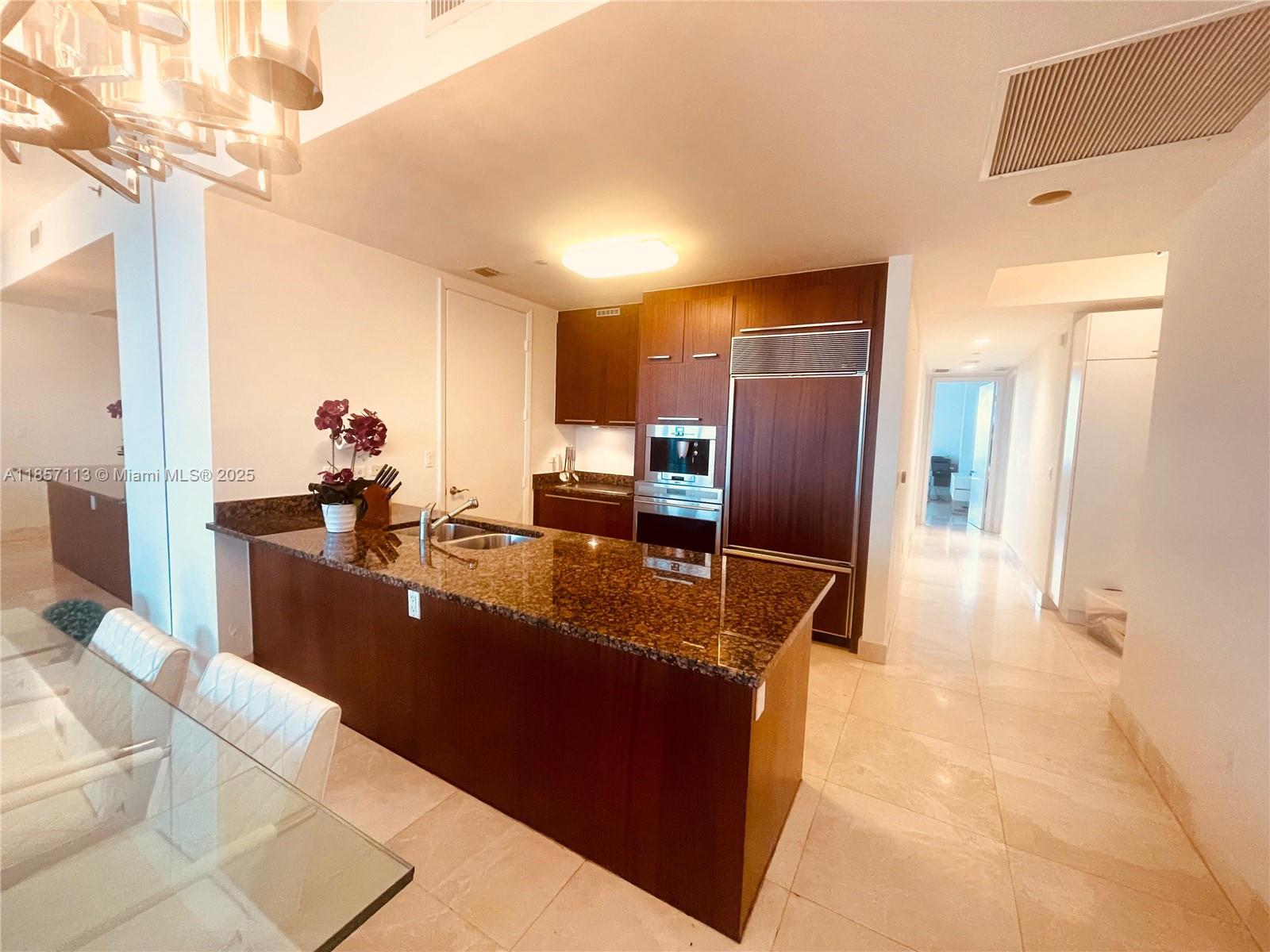 TDR TOWER I CONDO - Residential Lease