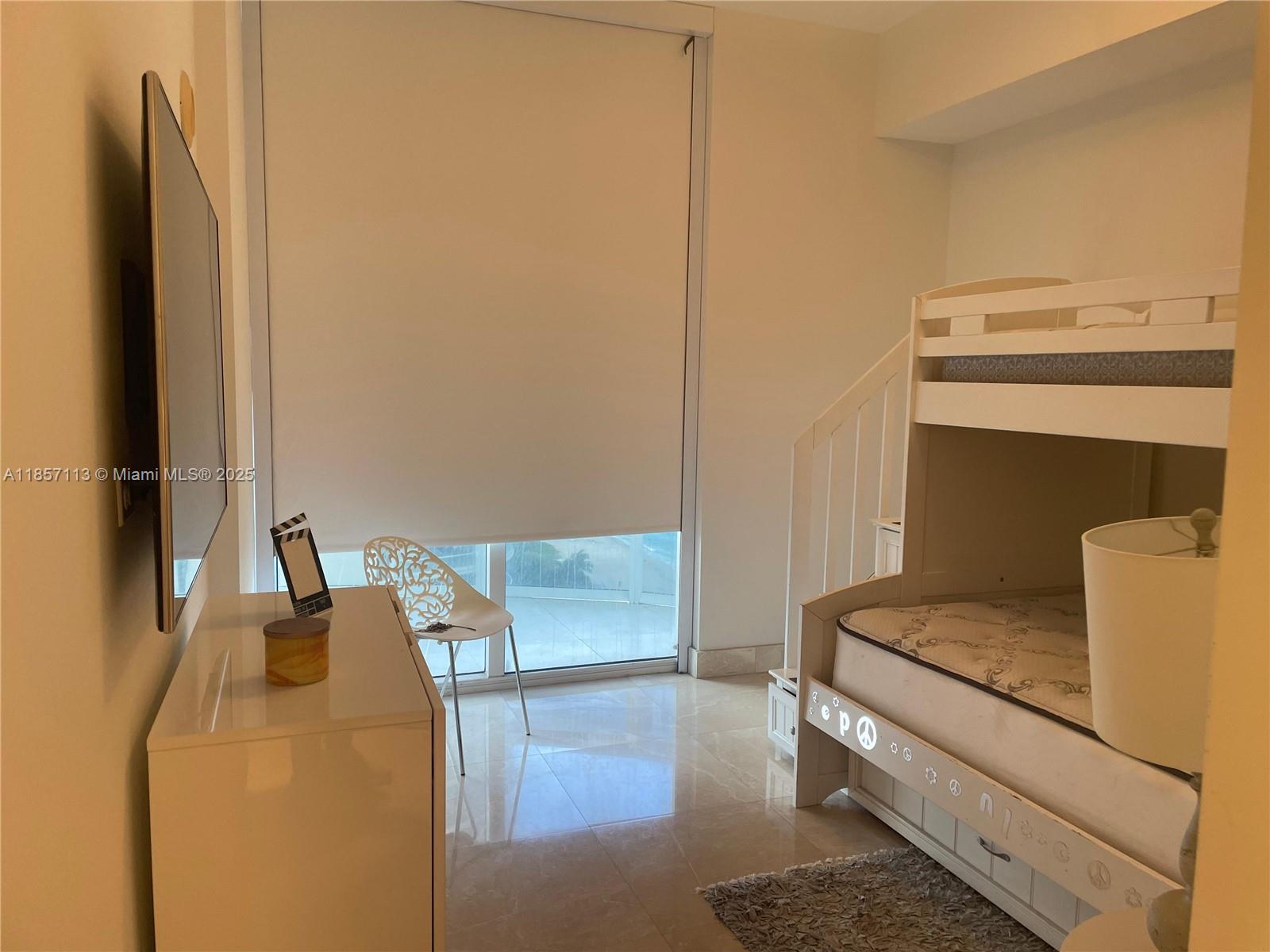 TDR TOWER I CONDO - Residential Lease