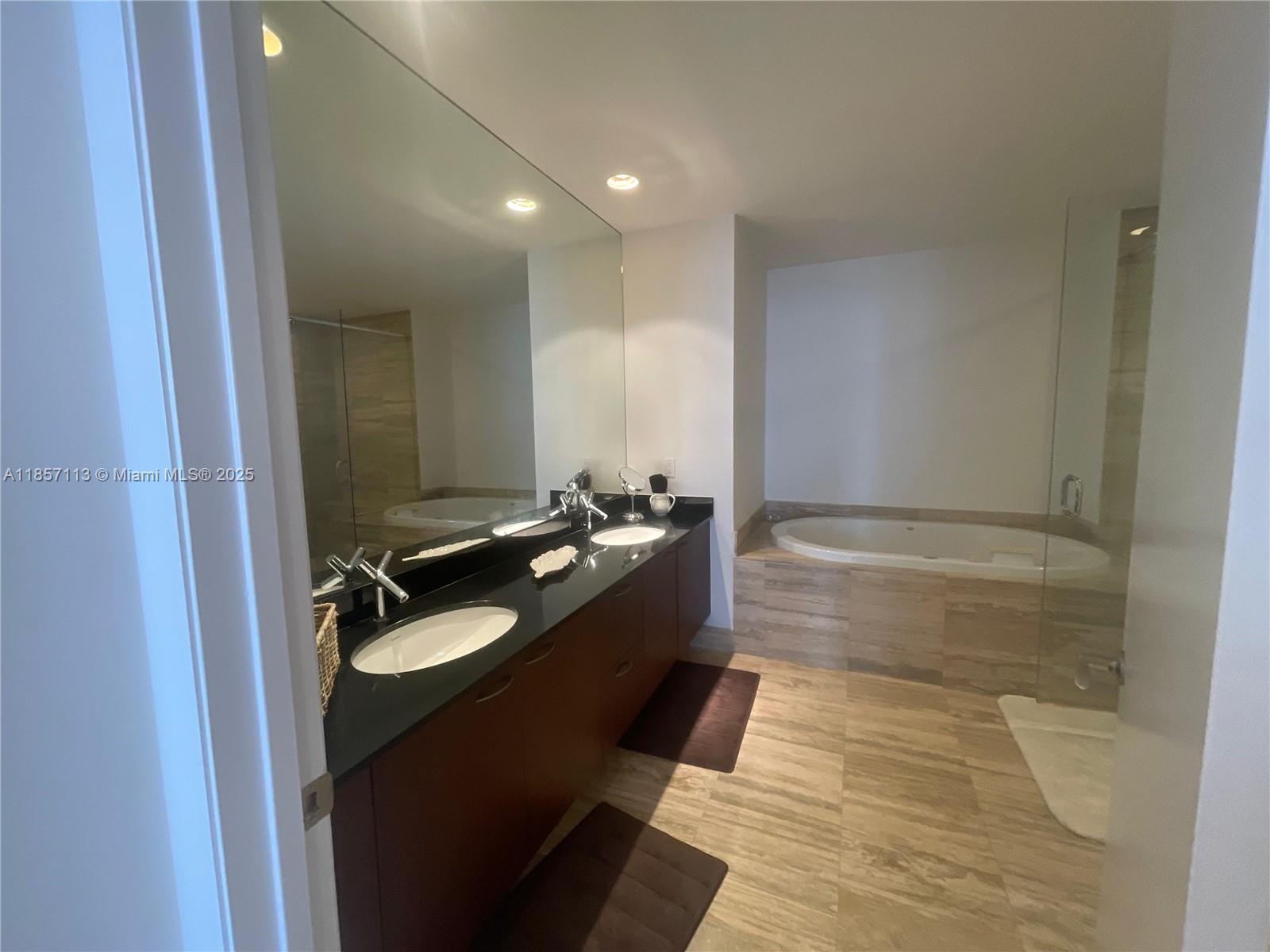 TDR TOWER I CONDO - Residential Lease