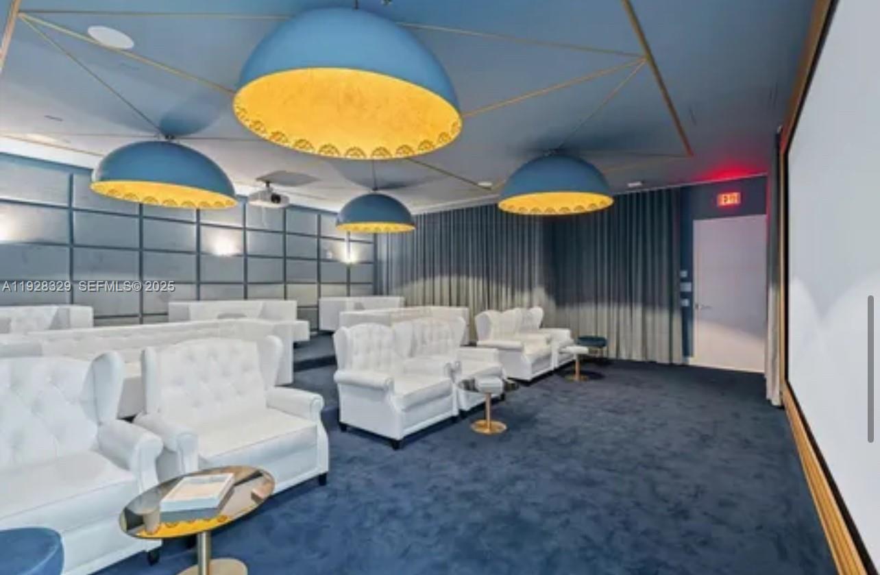 METROPICA NORTH TOWER ONE - Residential