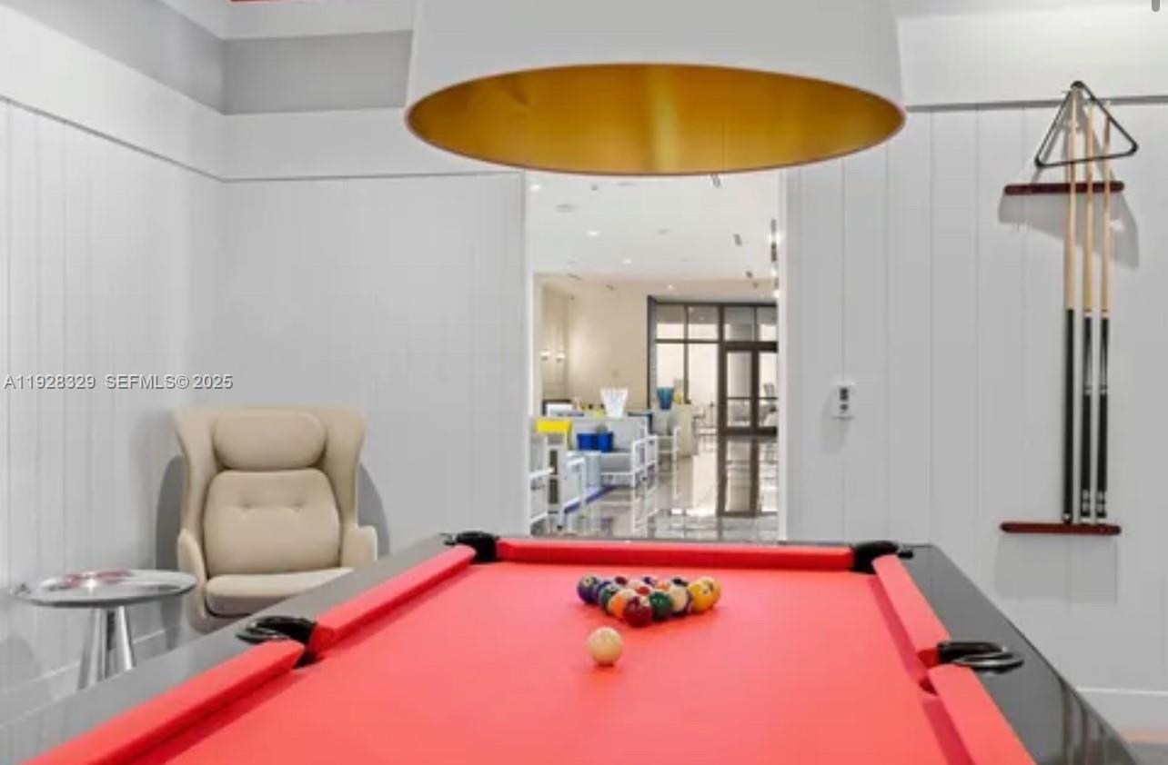 METROPICA NORTH TOWER ONE - Residential