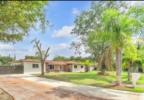 Photo of 16891 SW 277th St, Homestead, FL 33031 (MLS # A11902967)