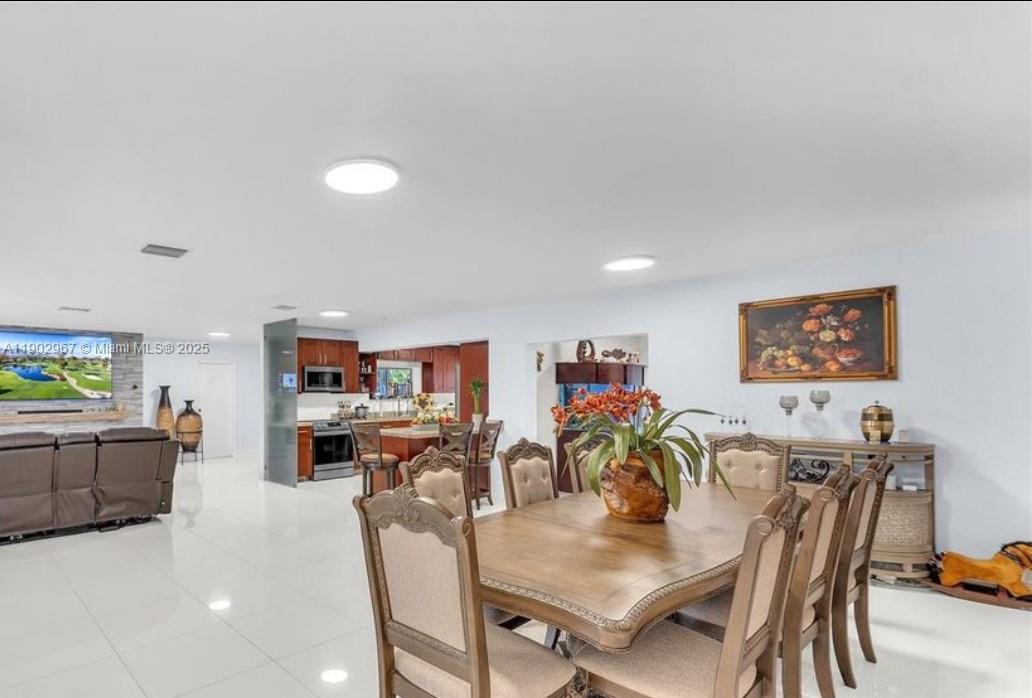 THE REDLANDS SEC 1 - Residential