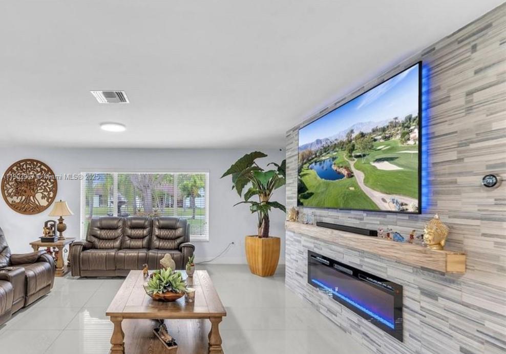 THE REDLANDS SEC 1 - Residential