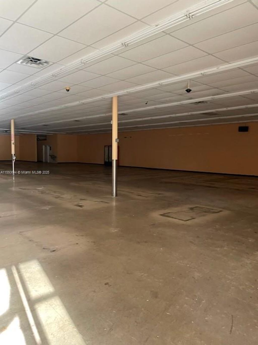 Photo of 725 S Us Highway 1, Fort Pierce, FL 34950 (MLS # A11550644)