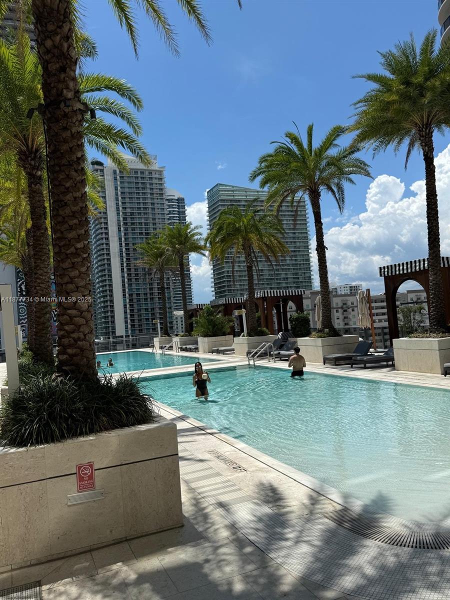 801 SMA RESIDENCES CONDO - Residential