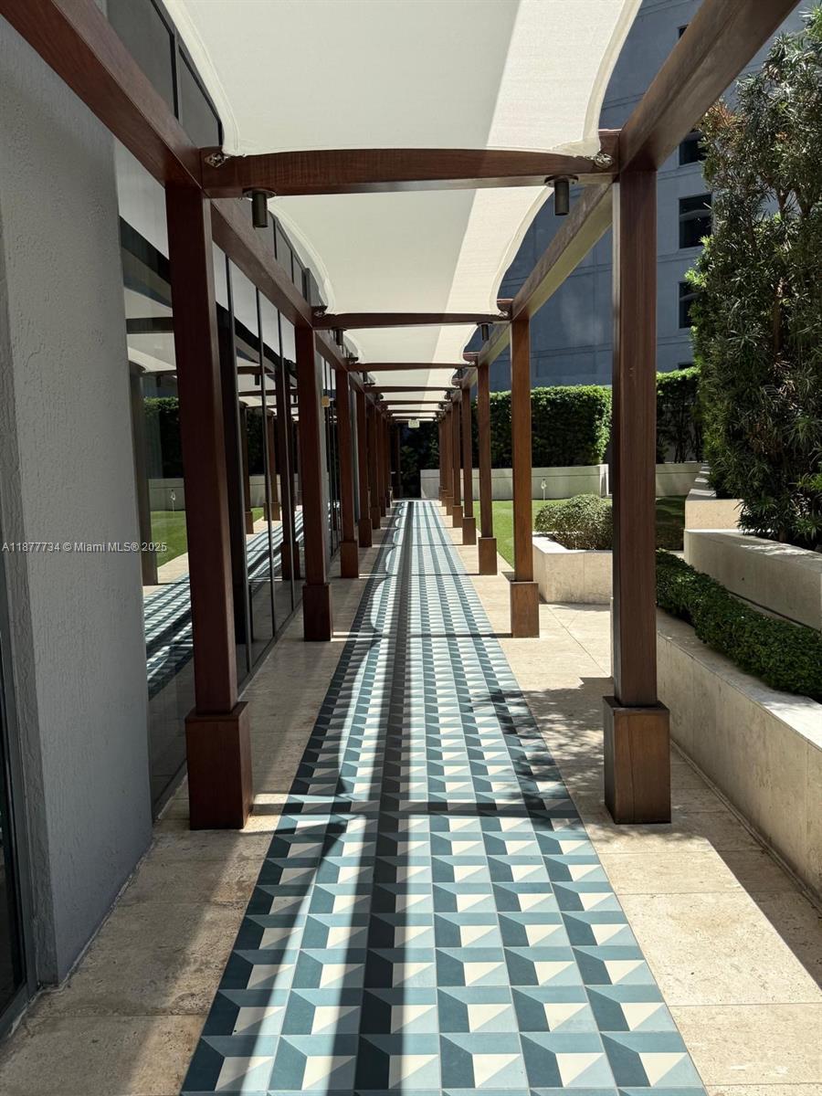 801 SMA RESIDENCES CONDO - Residential