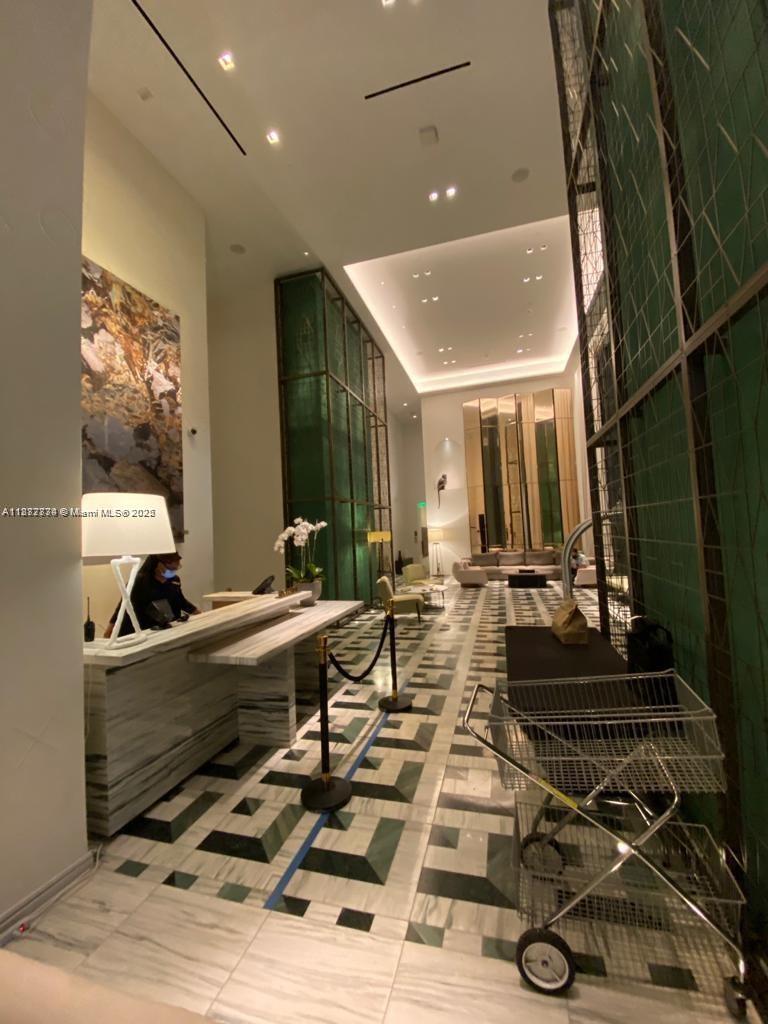 801 SMA RESIDENCES CONDO - Residential