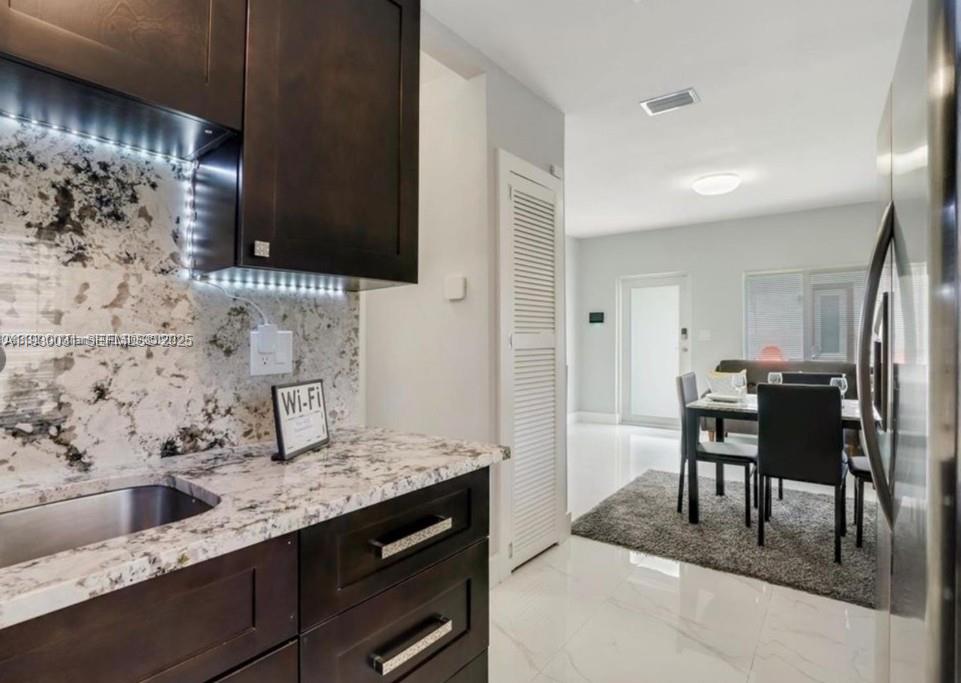 BISCAYNE SHORES CORR PLAT - Residential Lease