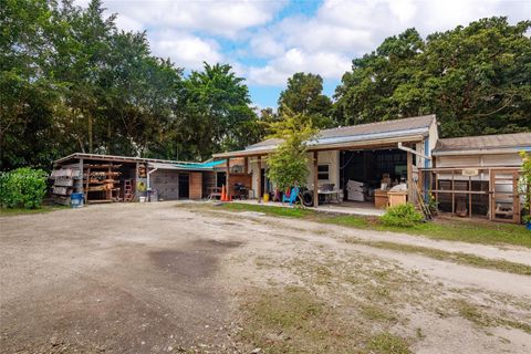 A home in Davie