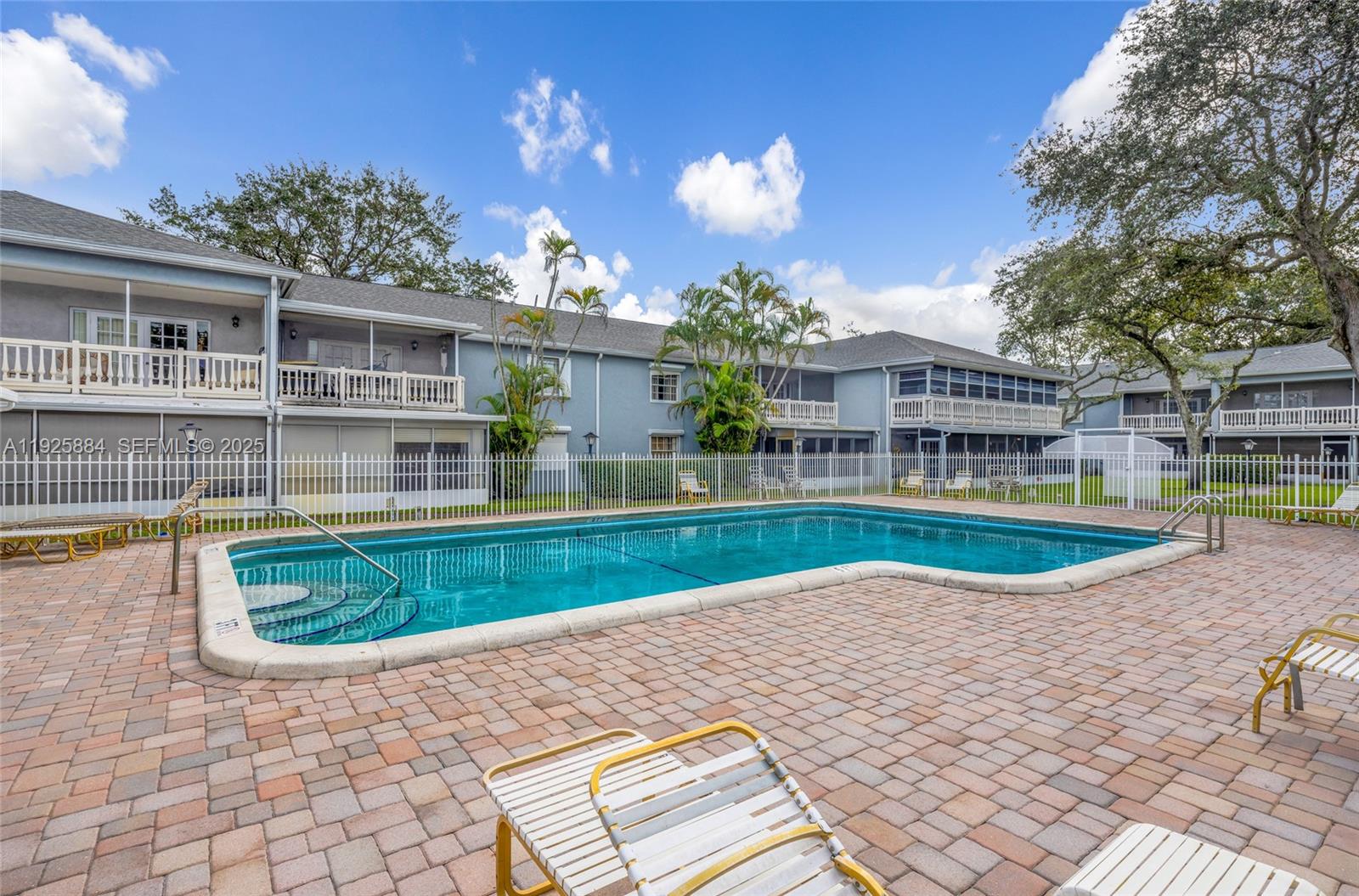 OAK PATHS CONDO - Residential