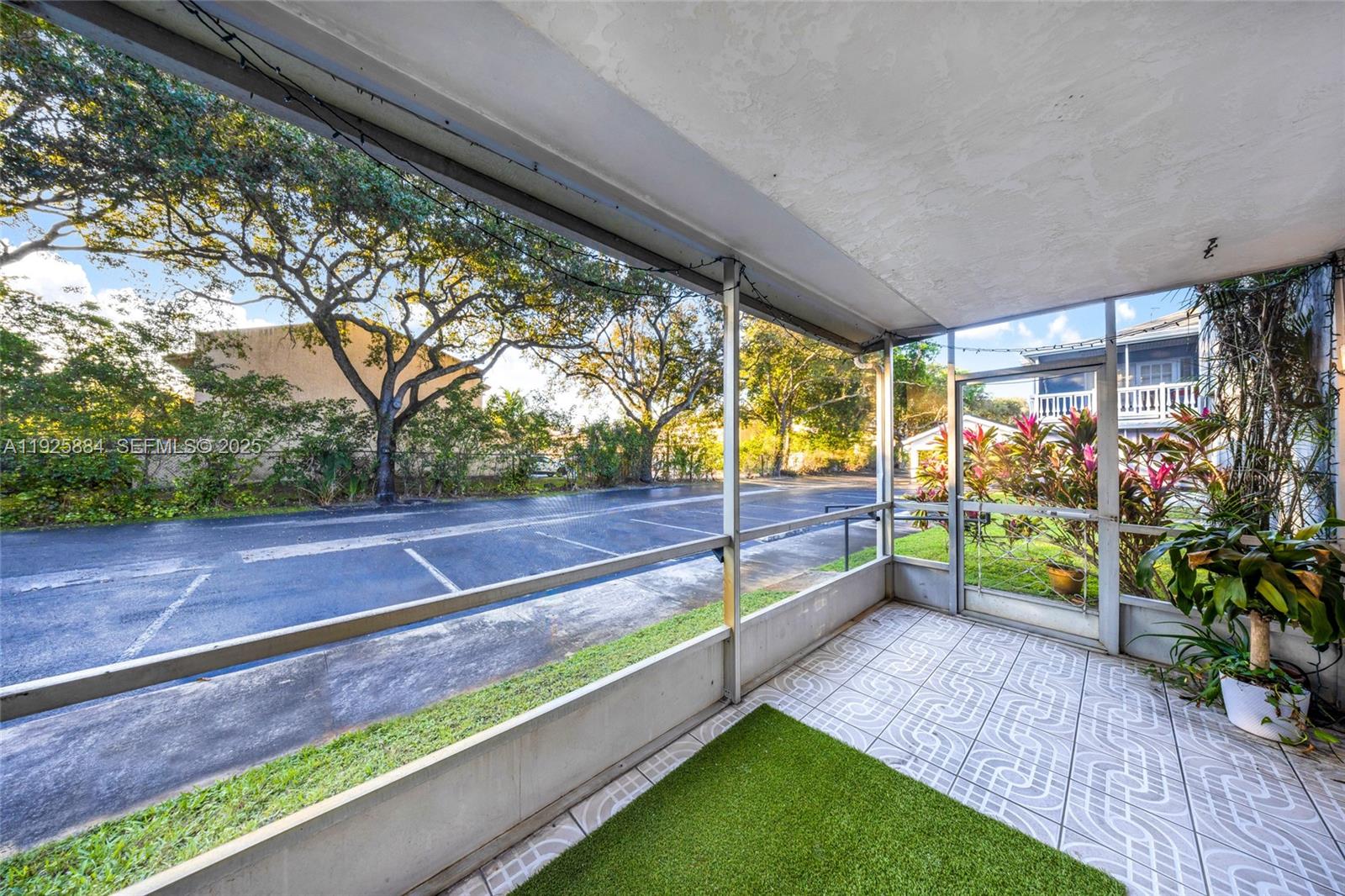 OAK PATHS CONDO - Residential