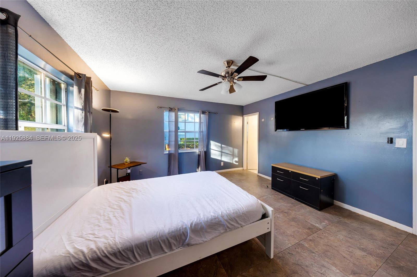 OAK PATHS CONDO - Residential