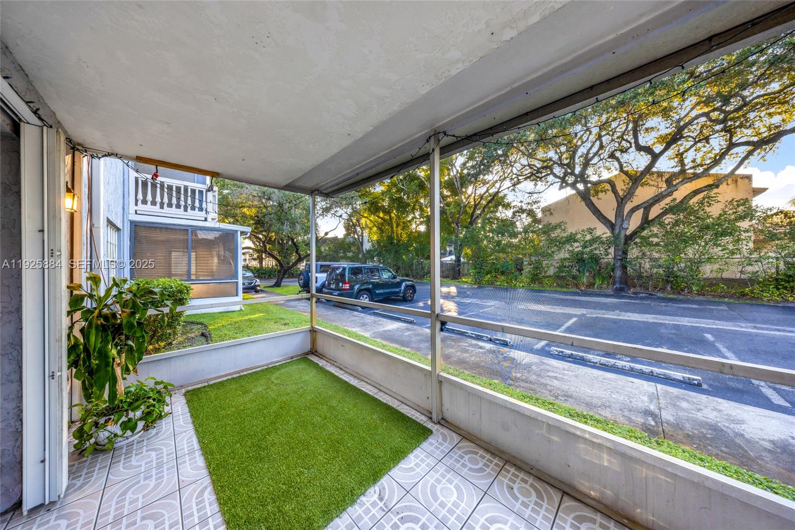 OAK PATHS CONDO - Residential