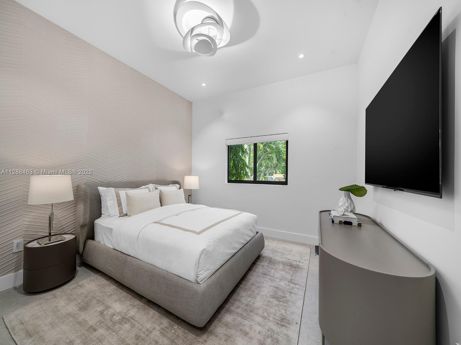 JUNELAND - Residential