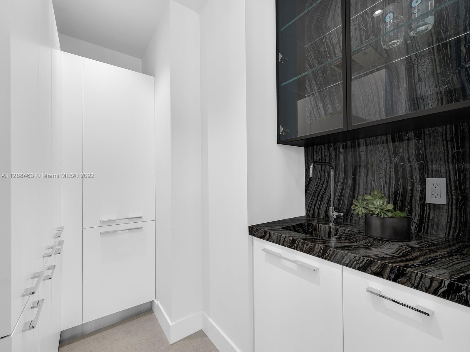 JUNELAND - Residential