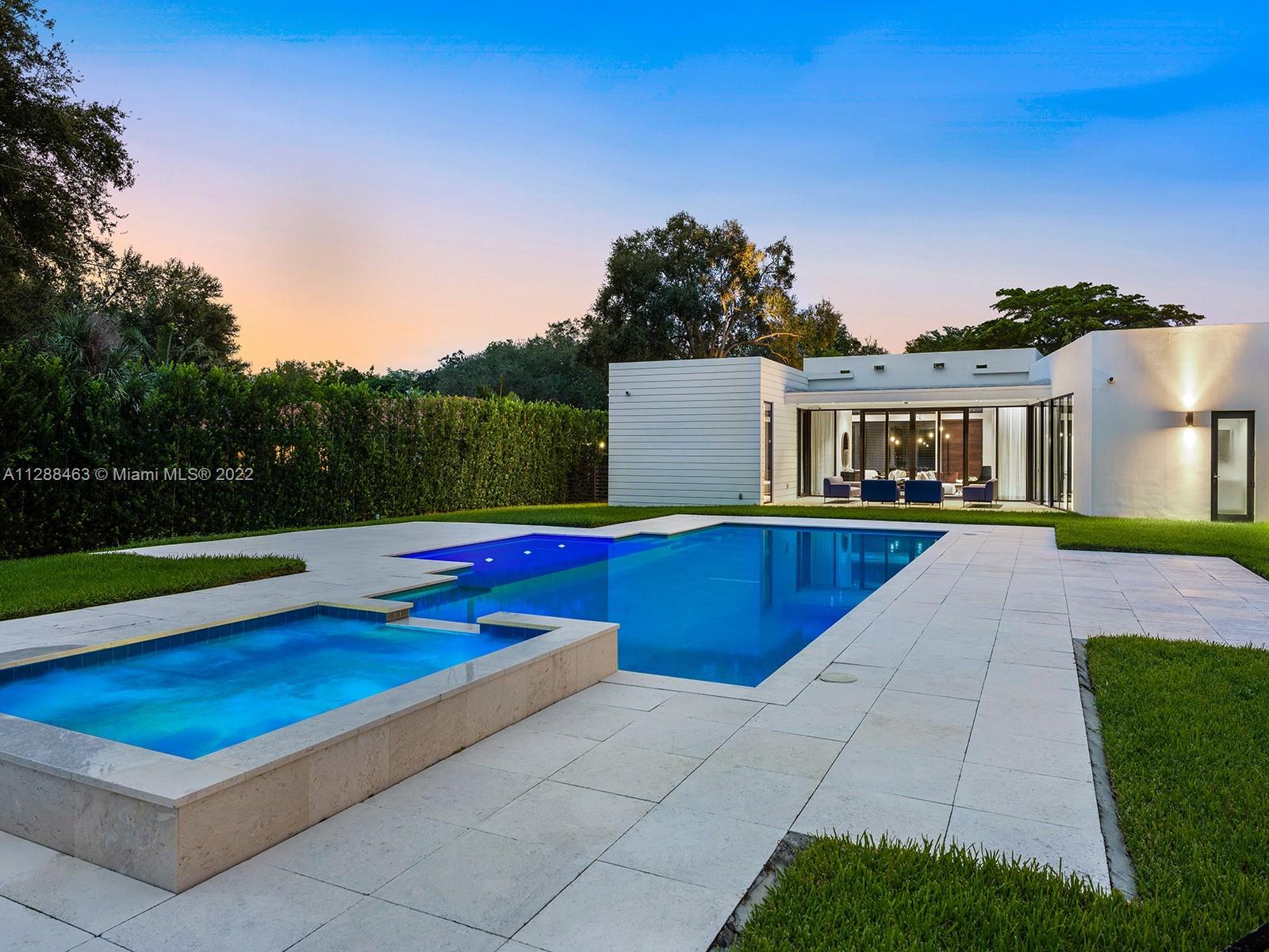 JUNELAND - Residential