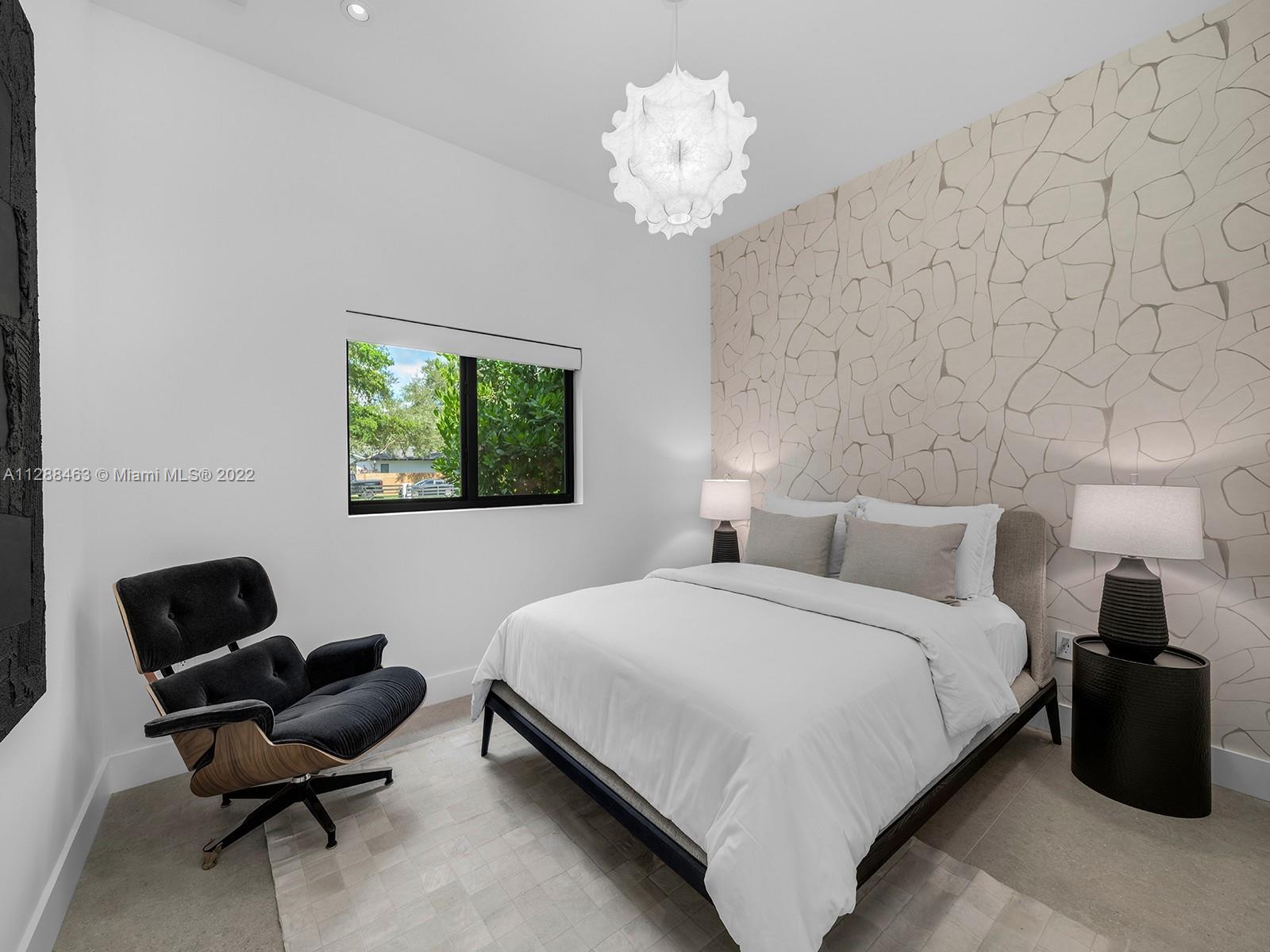 JUNELAND - Residential