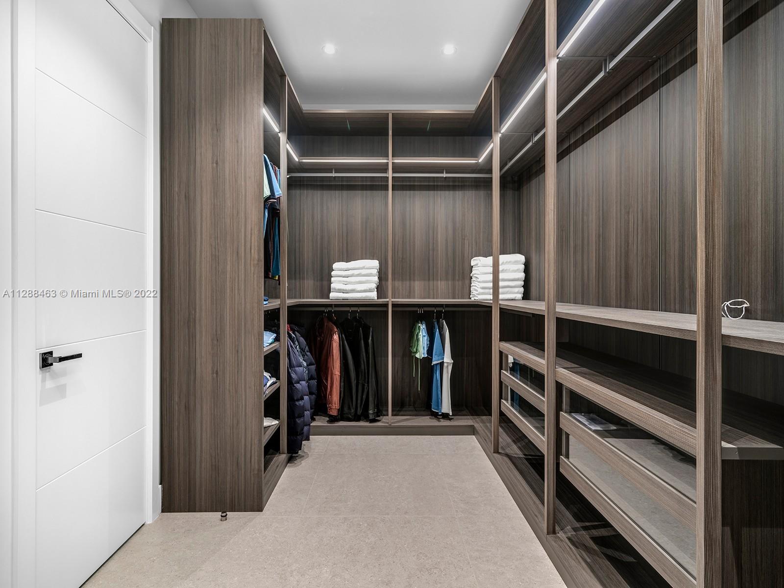 JUNELAND - Residential