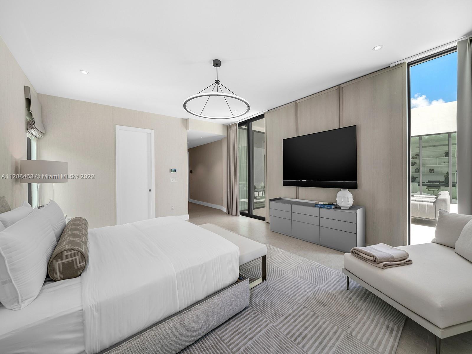 JUNELAND - Residential