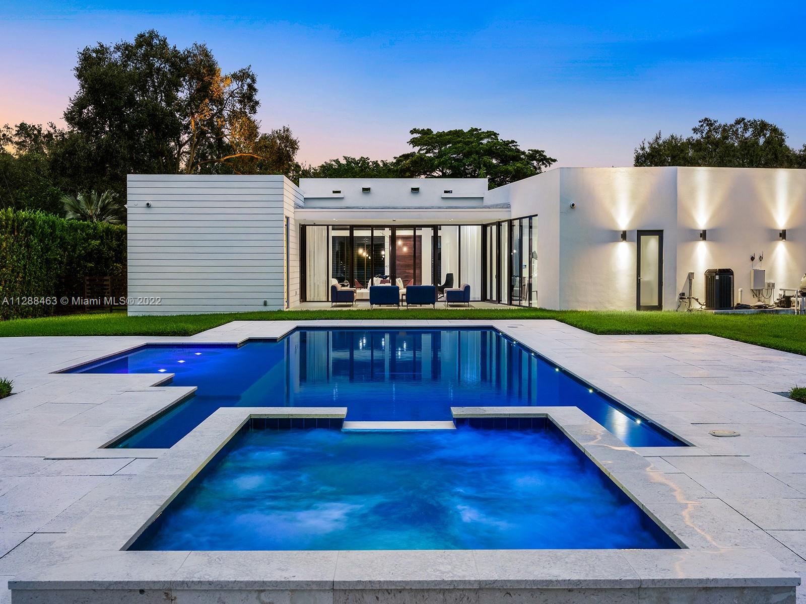 JUNELAND - Residential