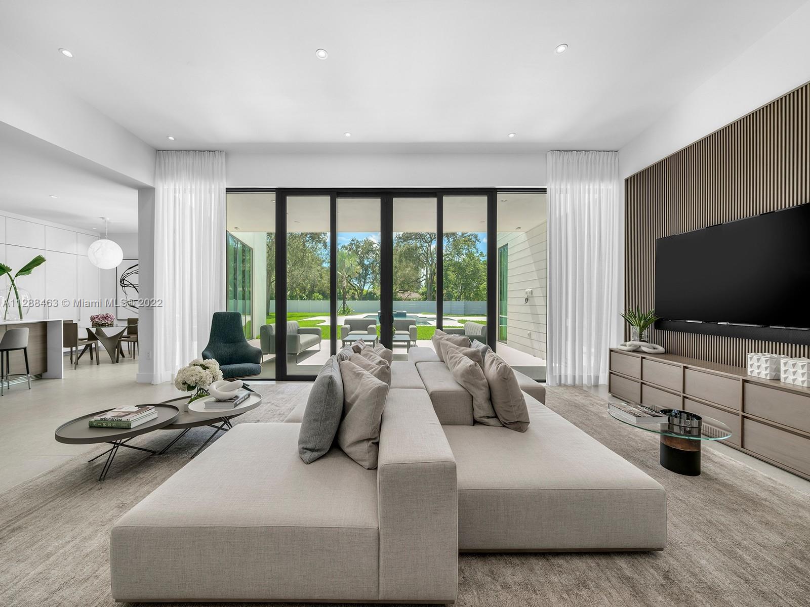 JUNELAND - Residential