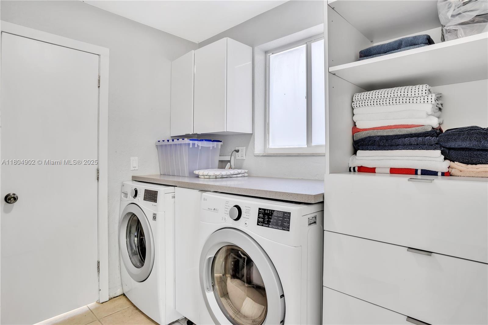 SUNSET ISLES SEC 1 - Residential Lease