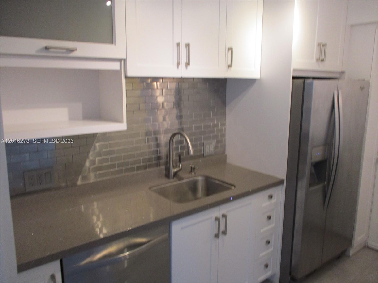 THE AMETHYST CONDO - Residential Lease