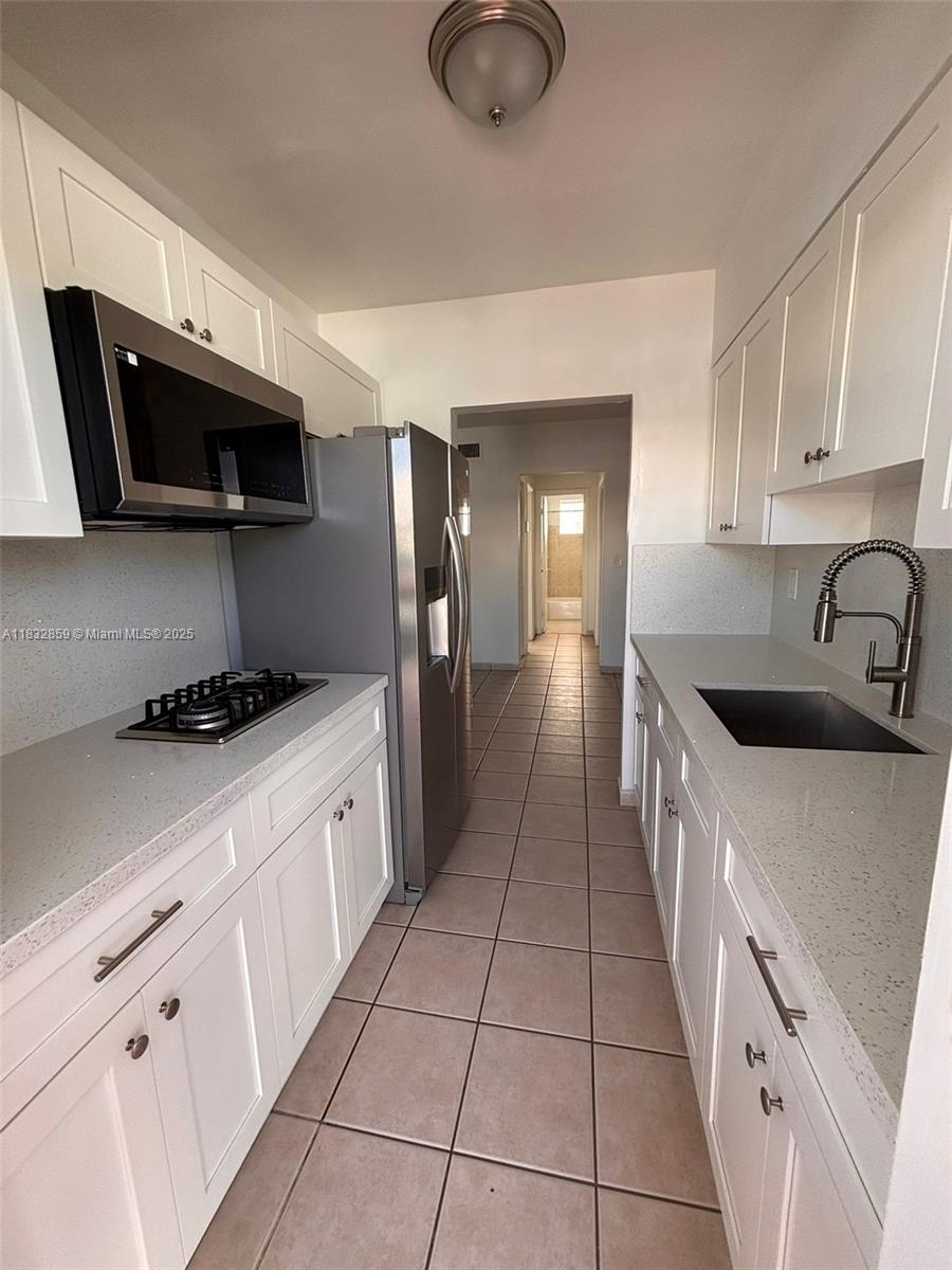 2101 Calais Dr 7