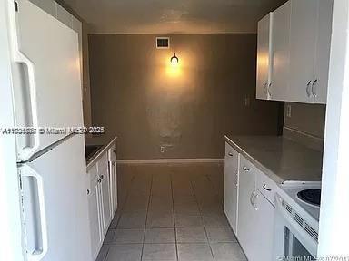 RIVERSIDE NO 2 - Residential Lease