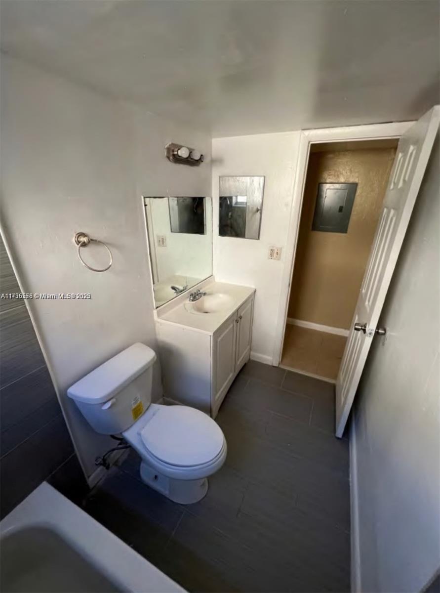 RIVERSIDE NO 2 - Residential Lease