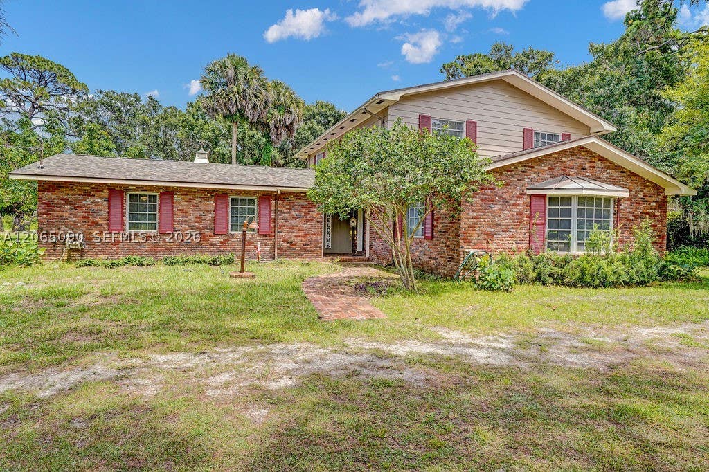 Photo of 4100 Sunrise Blvd, Fort Pierce, FL 34982 (MLS # A12065090)