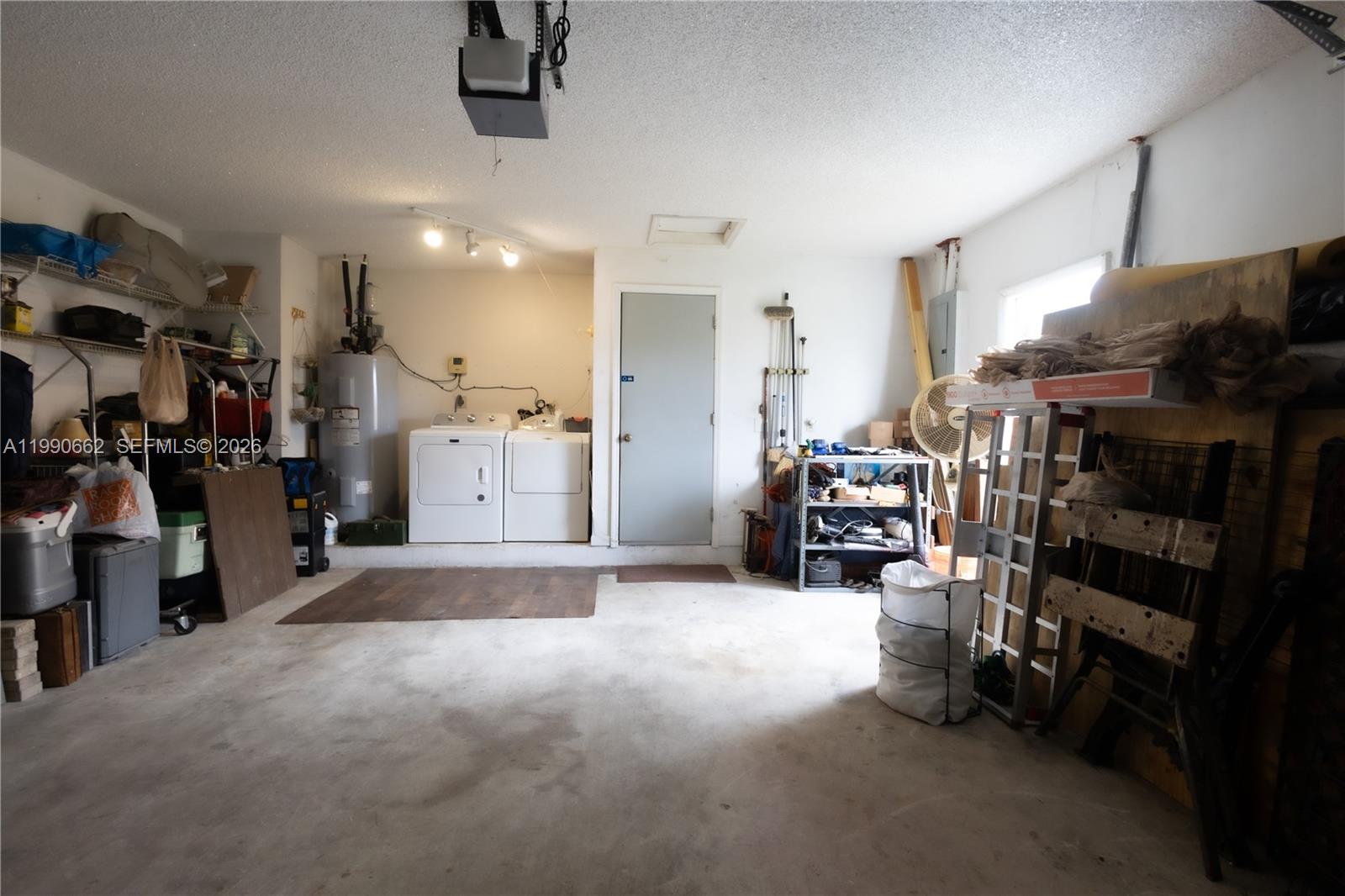 MEADOW WOOD MANOR SEC 10 - Residential