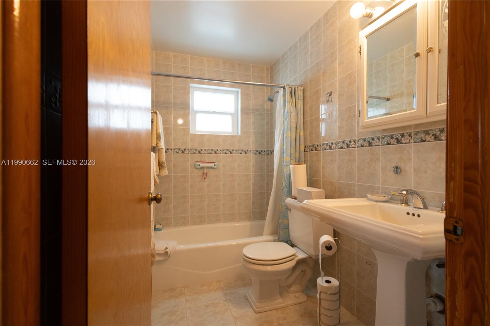 MEADOW WOOD MANOR SEC 10 - Residential