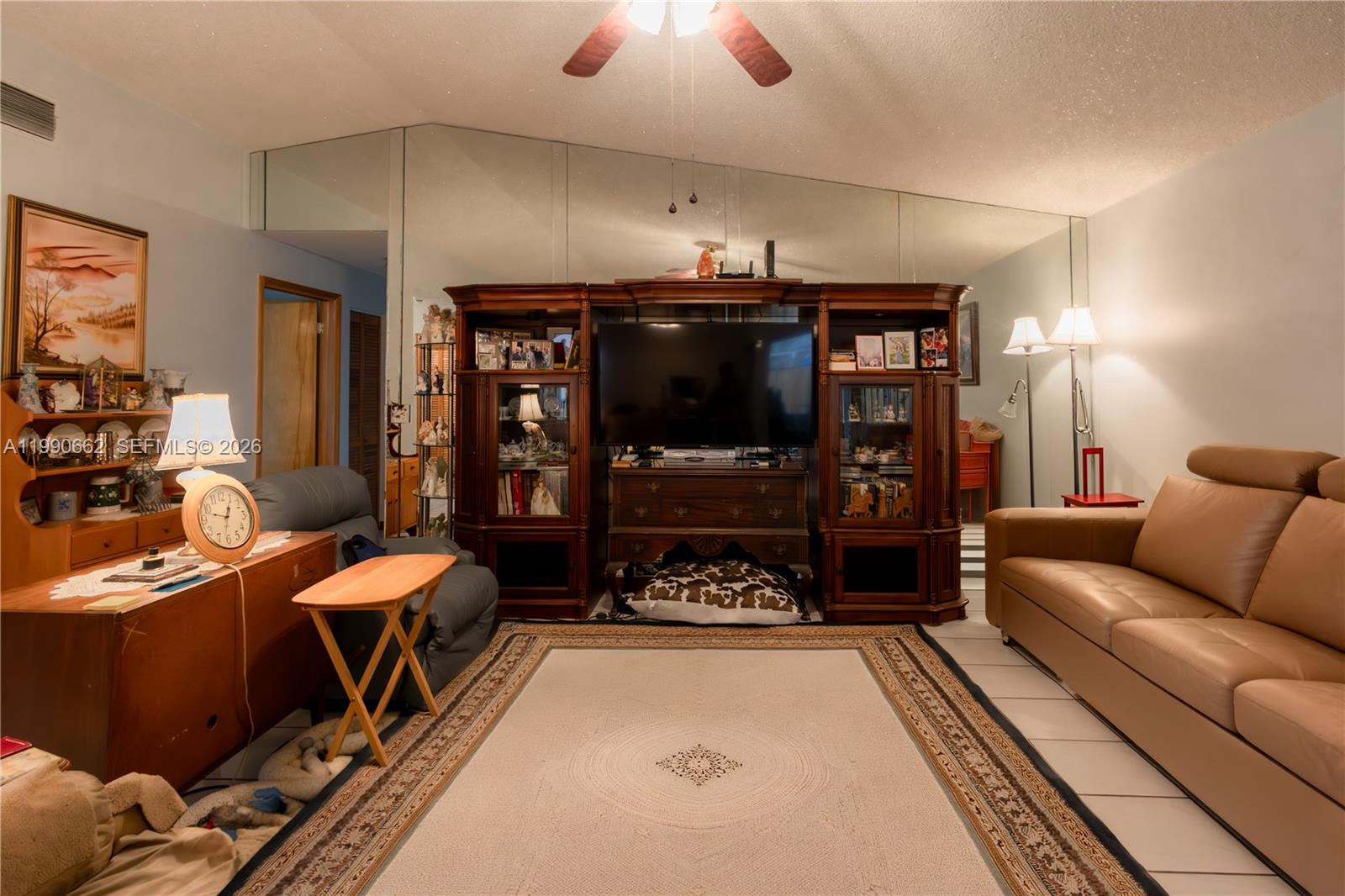 MEADOW WOOD MANOR SEC 10 - Residential