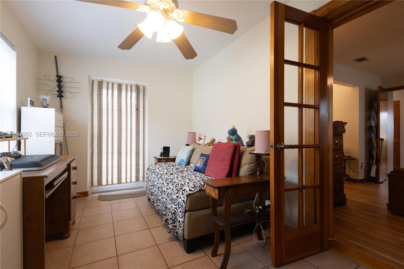 MEADOW WOOD MANOR SEC 10 - Residential