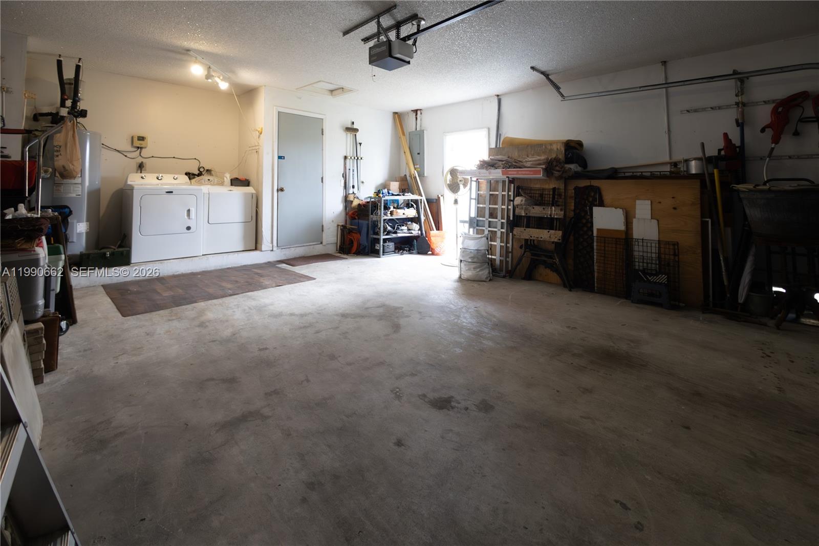 MEADOW WOOD MANOR SEC 10 - Residential