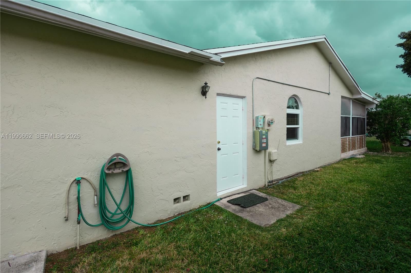 MEADOW WOOD MANOR SEC 10 - Residential