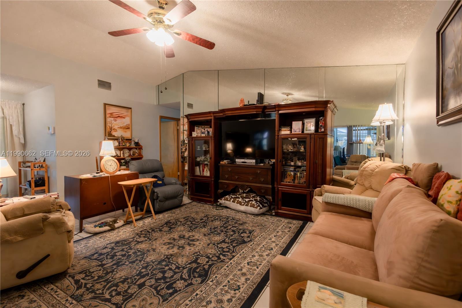 MEADOW WOOD MANOR SEC 10 - Residential