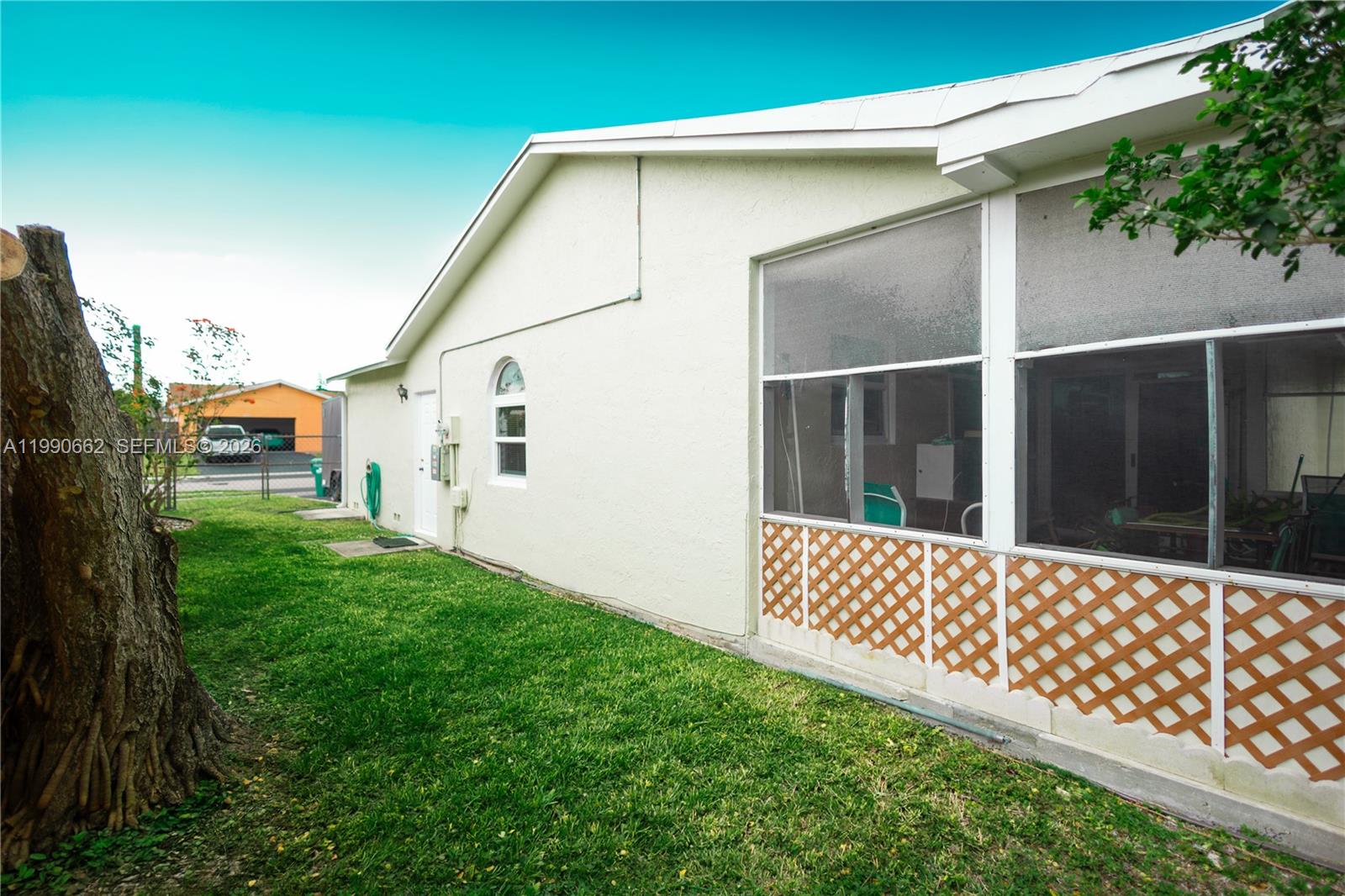 MEADOW WOOD MANOR SEC 10 - Residential