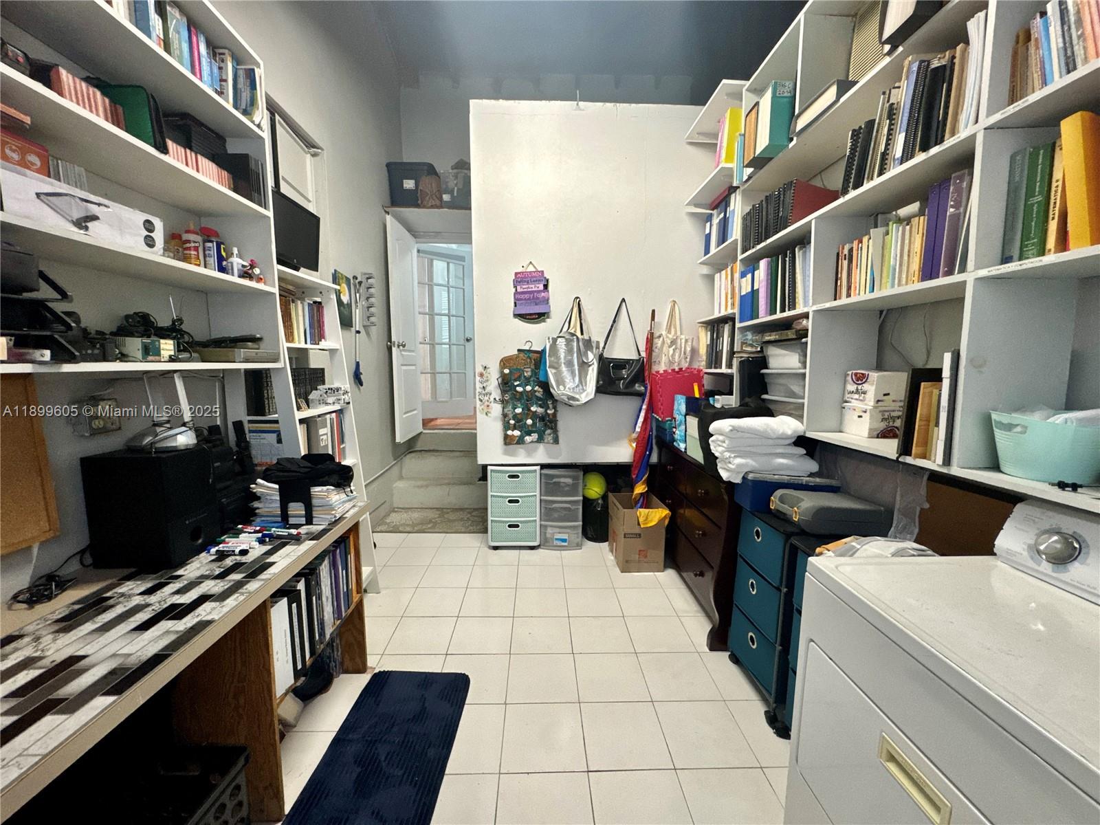 SYLVANIA HEIGHTS - Residential Lease