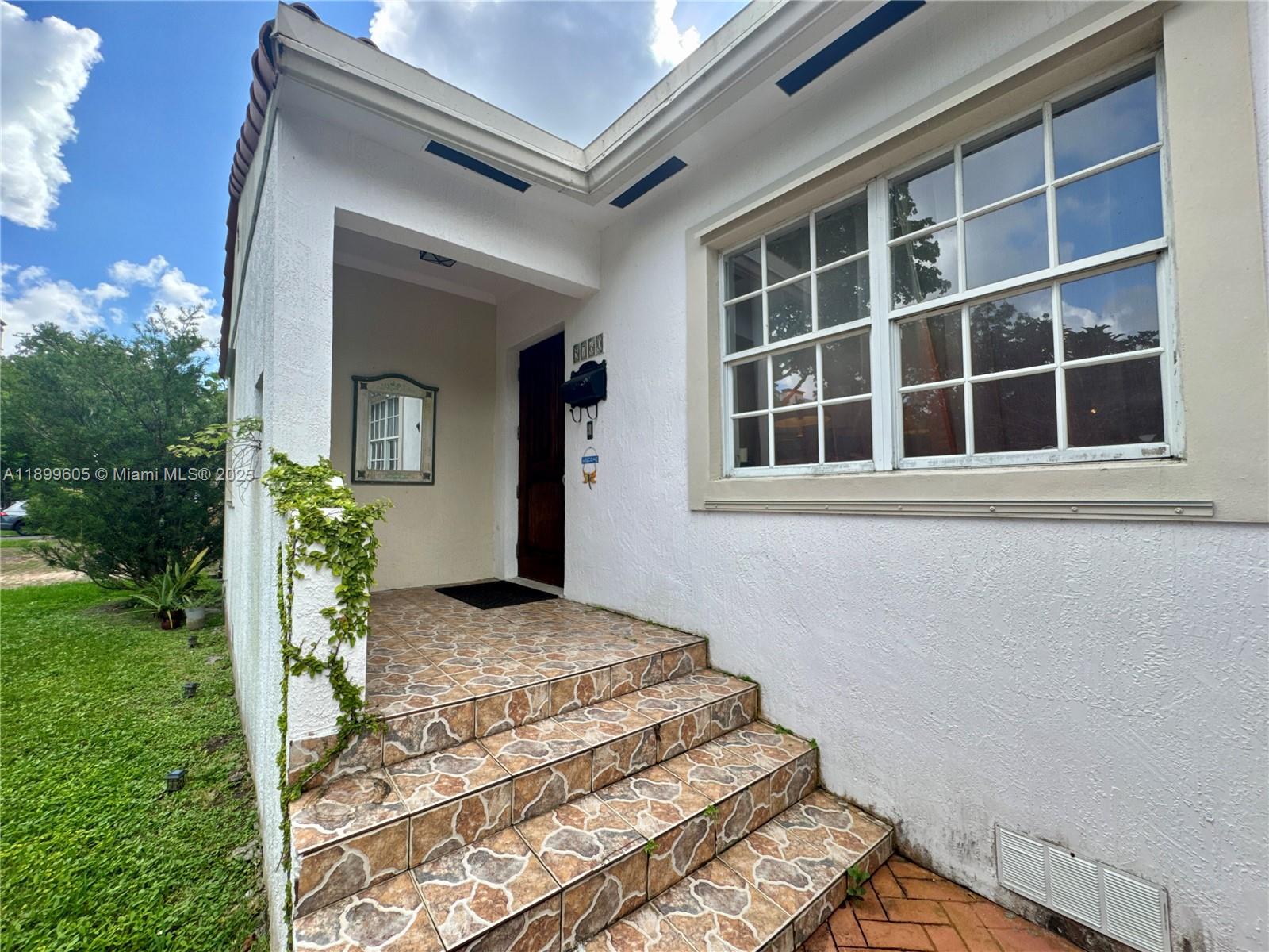 SYLVANIA HEIGHTS - Residential Lease