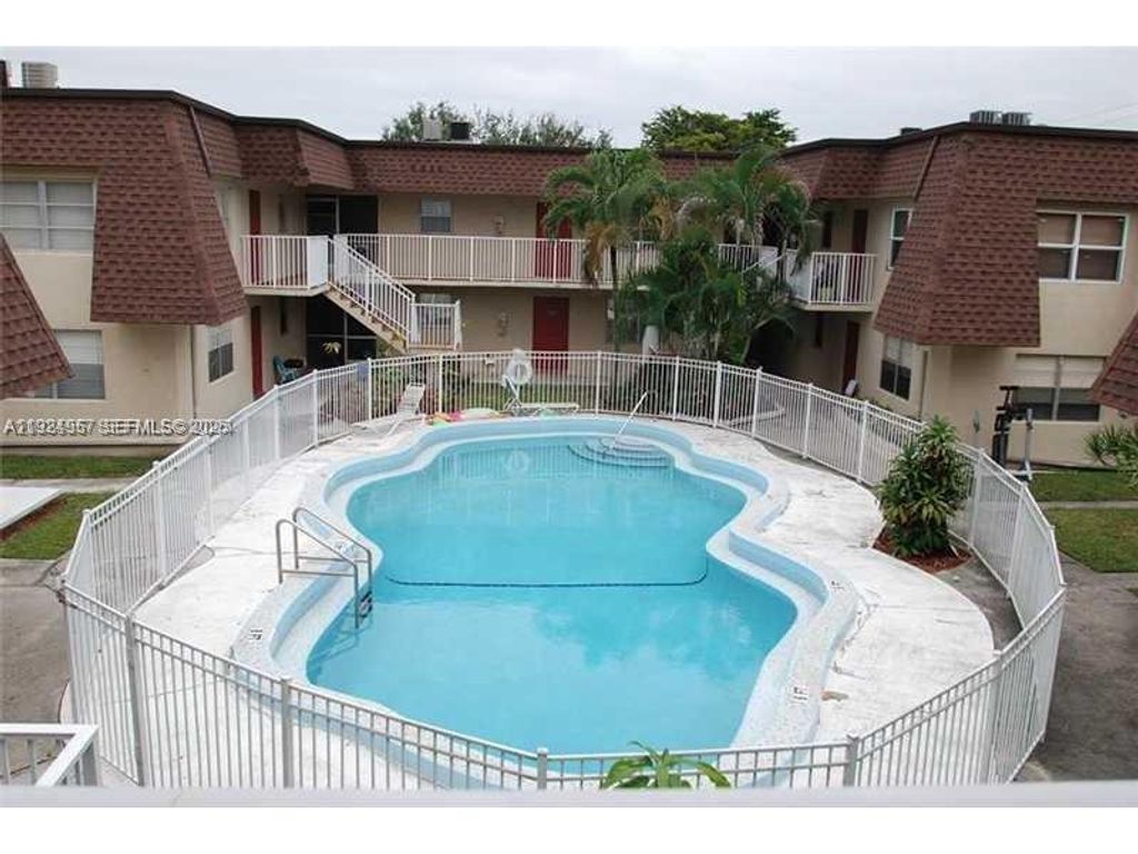 Photo of 4528 SW 54th St #304-B, Dania Beach, FL 33314 (MLS # A11924957)