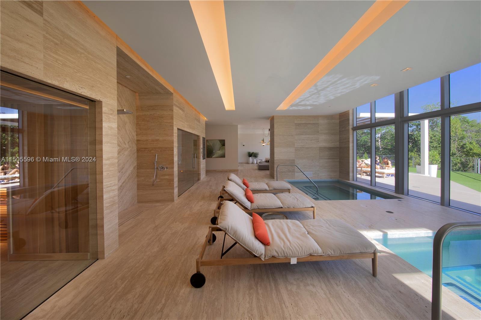 THE HARBOUR SOUTH CONDO - Residential